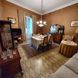 Casa Cloe , Amposta España